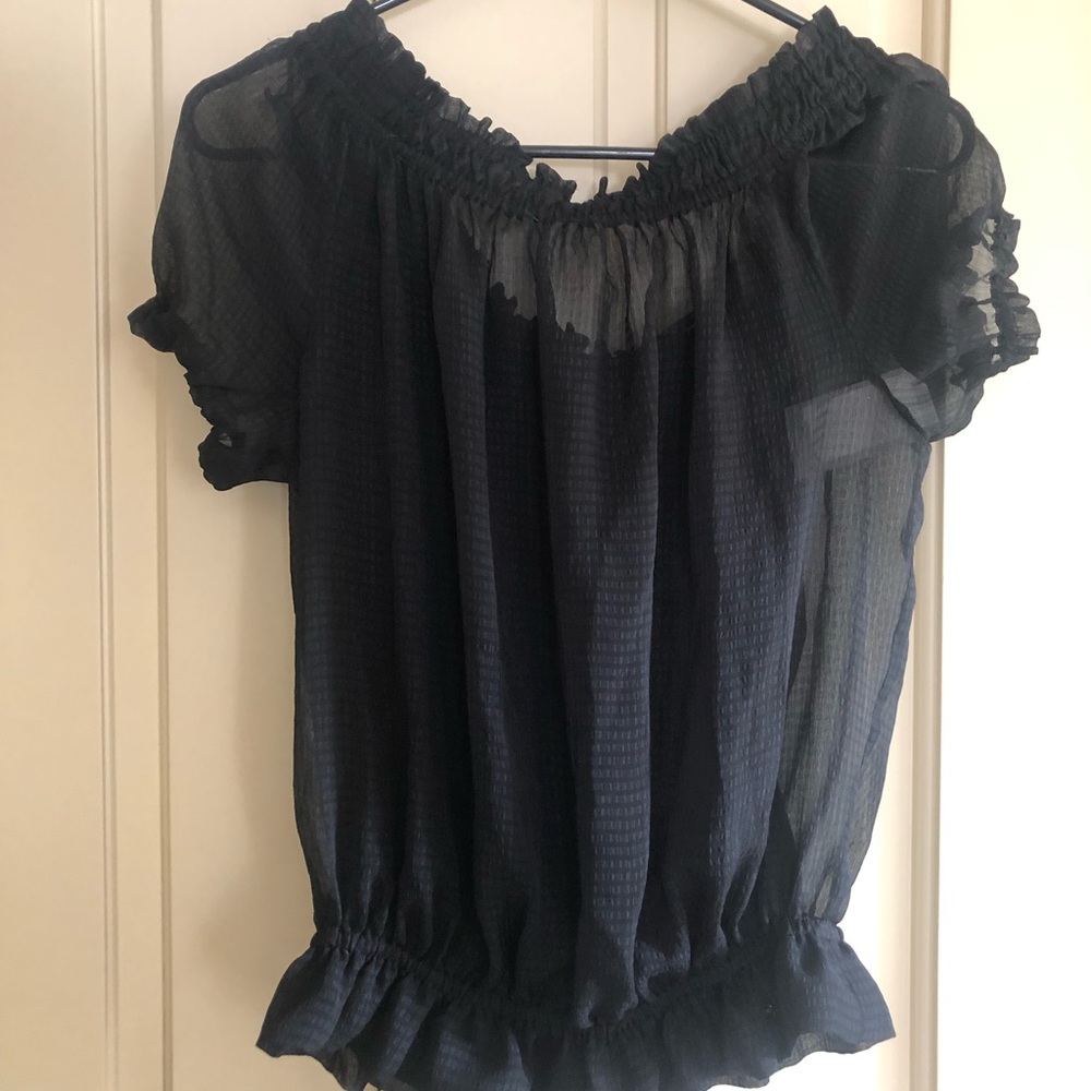 Guess top xs nwt